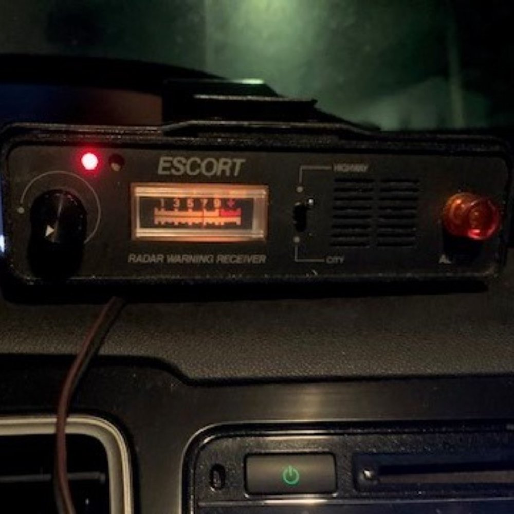 Escort Radar Detector - Picture 6 of 9